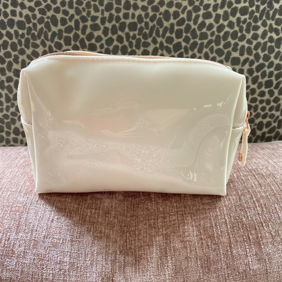 Genuine Ted Baker London Cosmetic Bag - Picture 2 of 4